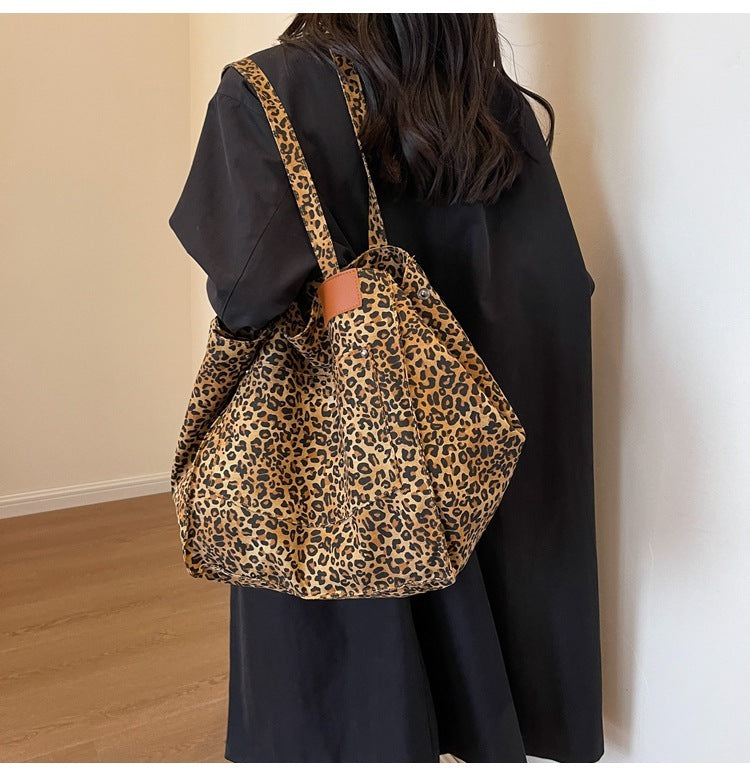 Large Capacity Leopard Print Canvas Tote Bag